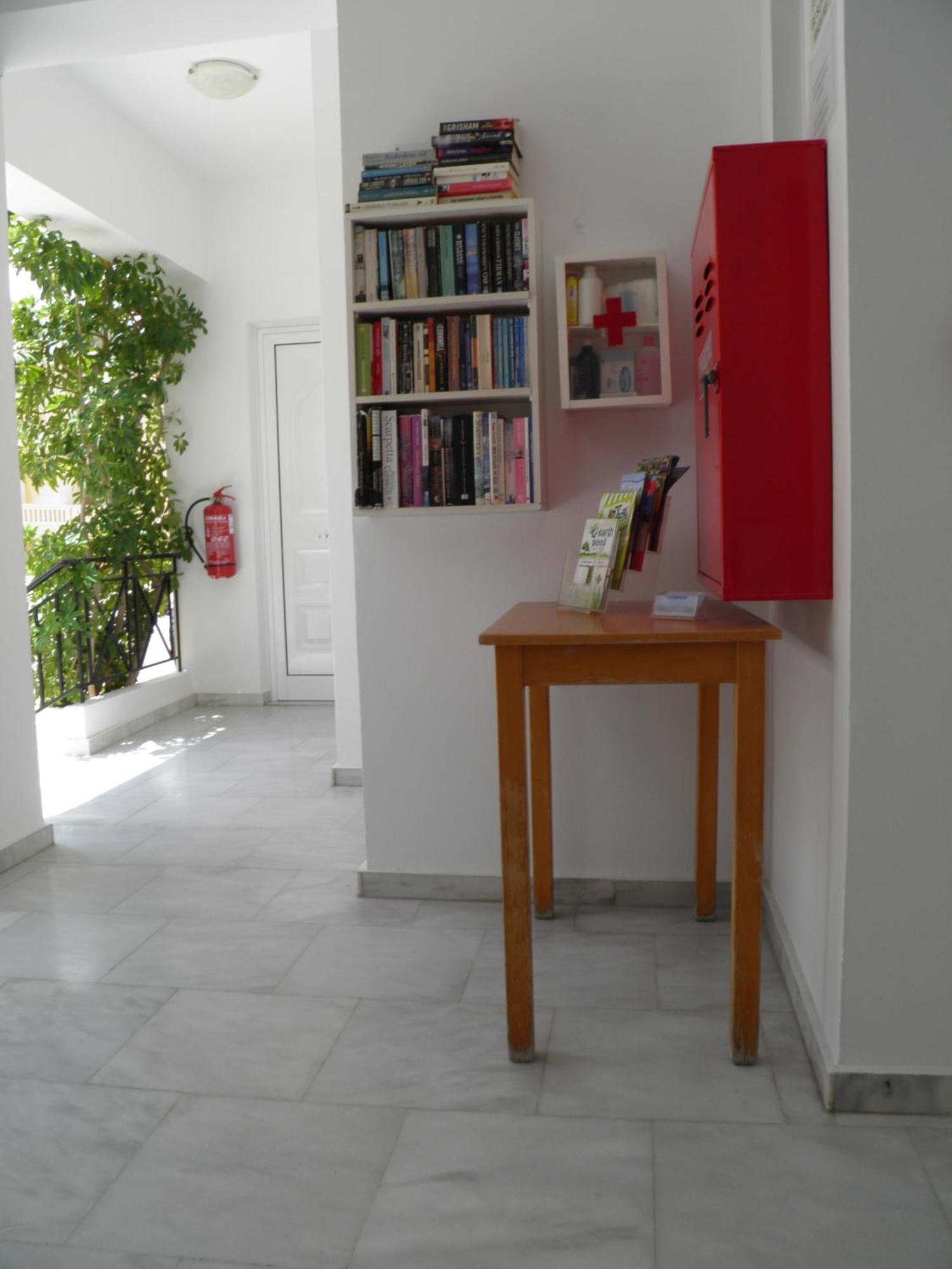 Christi Apartments Kalyves Extérieur photo