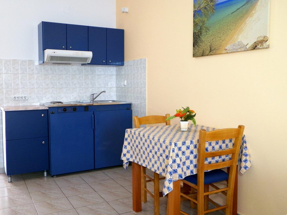 Christi Apartments Kalyves Extérieur photo