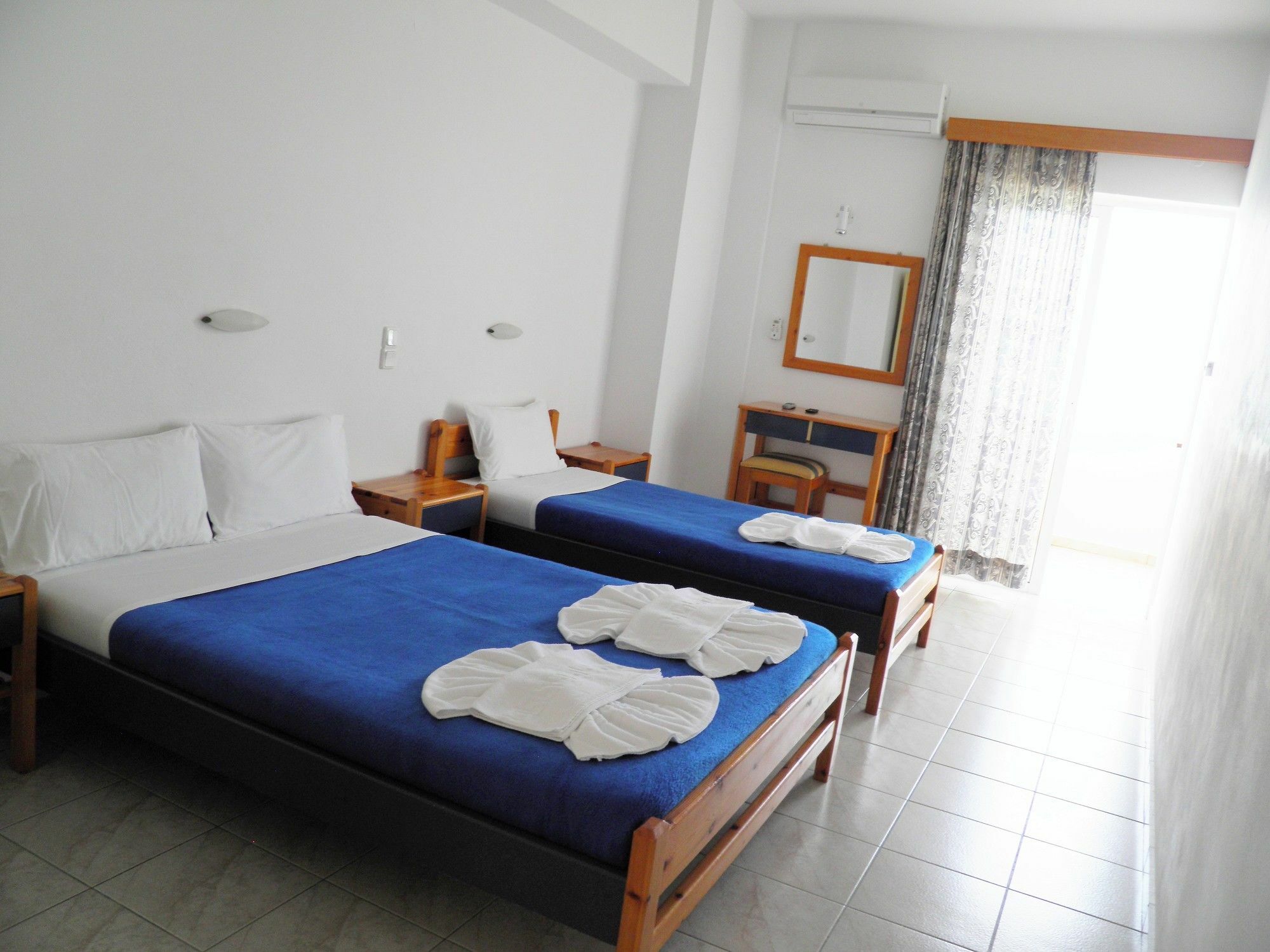 Christi Apartments Kalyves Extérieur photo